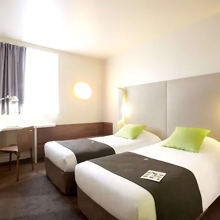 Campanile Est - La Cite 3*