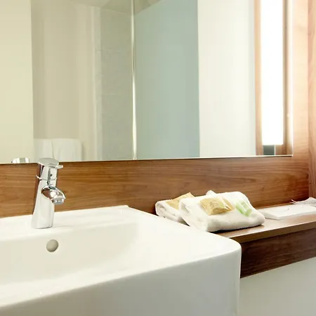 Campanile Est - La Cite