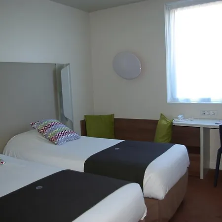 Campanile Est - La Cite 3*