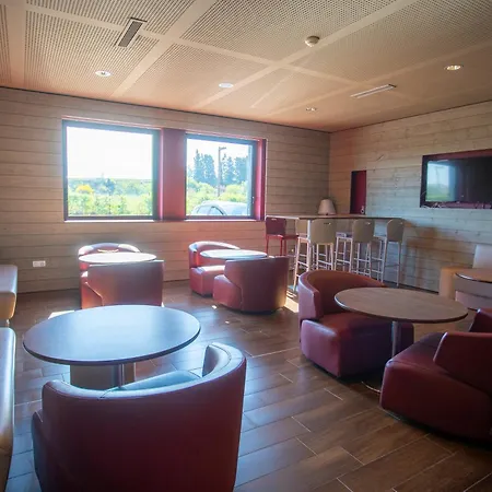 Campanile Est - La Cite Carcassonne