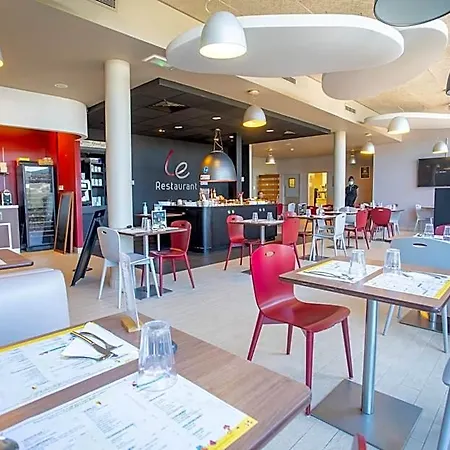 Hotel Campanile Est - La Cite