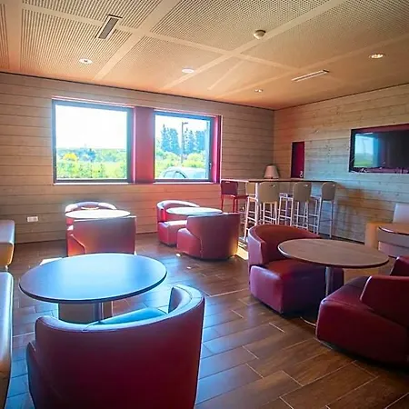 Campanile Est - La Cite Hotel Carcassonne