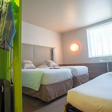 Campanile Est - La Cite 3*