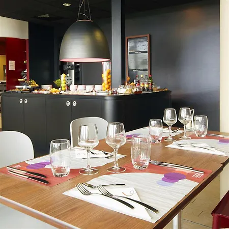 Campanile Est - La Cite Szálloda 3*