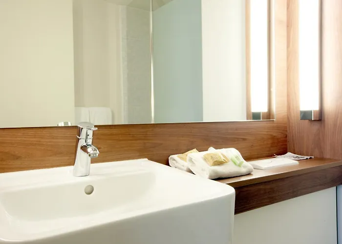 Campanile Est - La Cite