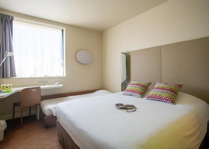 Campanile Est - La Cite