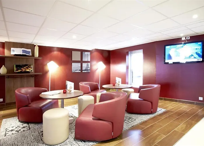 Campanile Est - La Cite Καρκασόν