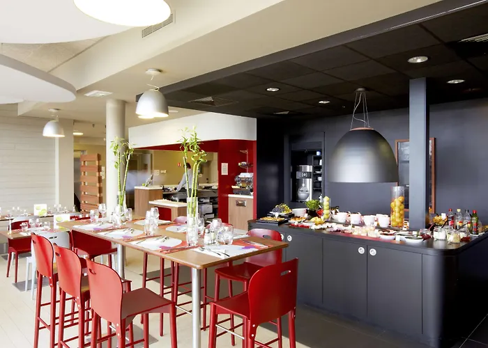 Campanile Est - La Cite קרקסון