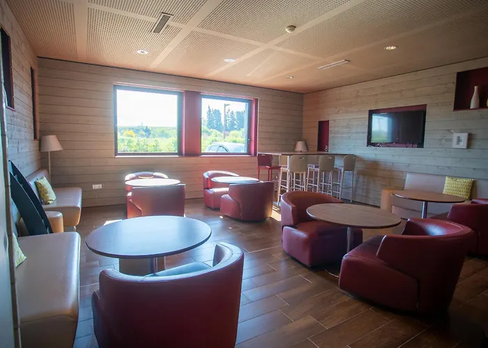 Campanile Est - La Cite Καρκασόν