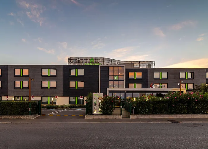 Campanile Est - La Cite