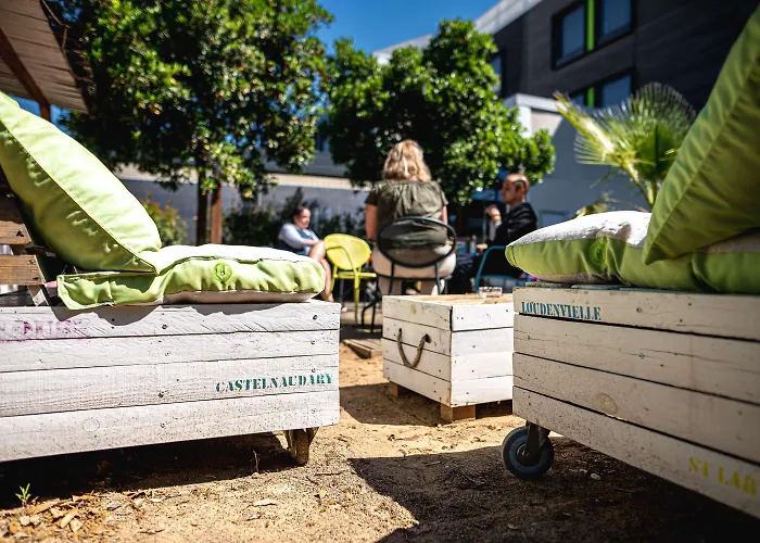 Campanile Est - La Cite Ξενοδοχείο 3*