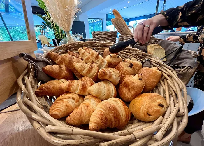 Ξενοδοχείο Campanile Est - La Cite