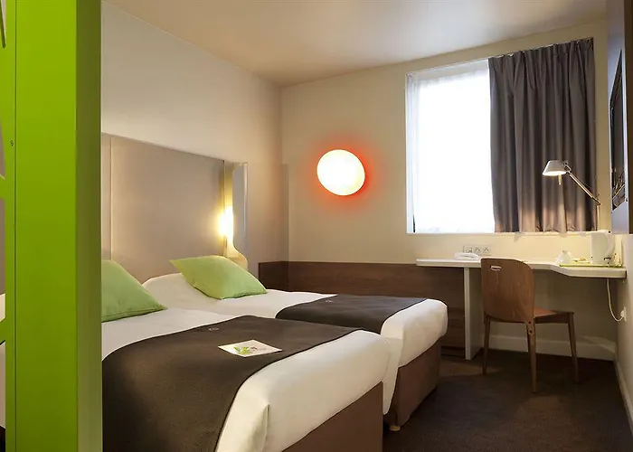 Campanile Est - La Cite